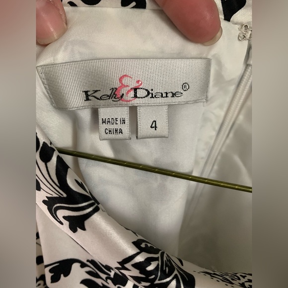 Kelly & Diane SZ4 Black & White Dress - Picture 3 of 3